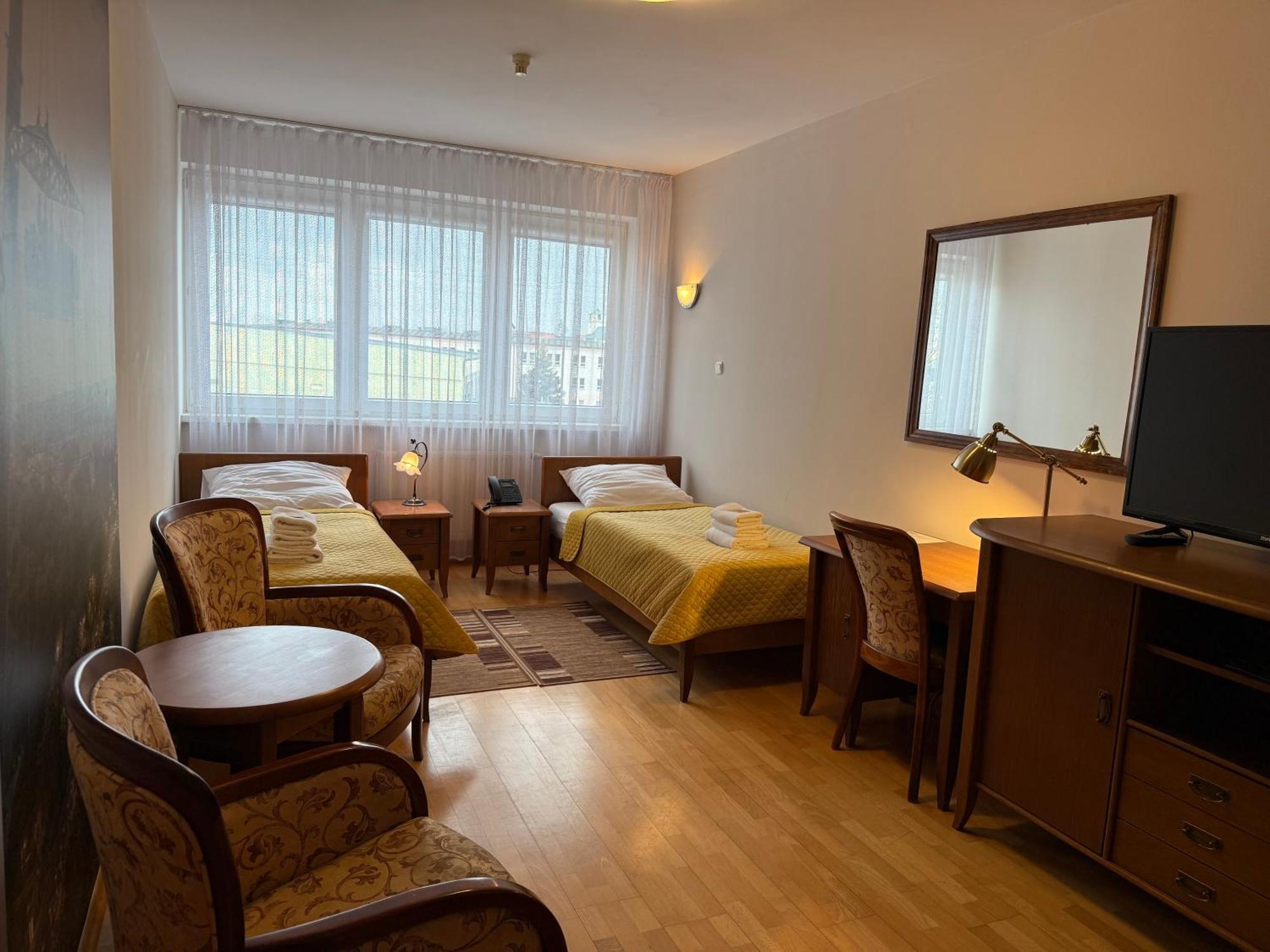 Hotel Uniwersytecki Stary Toruń Εξωτερικό φωτογραφία